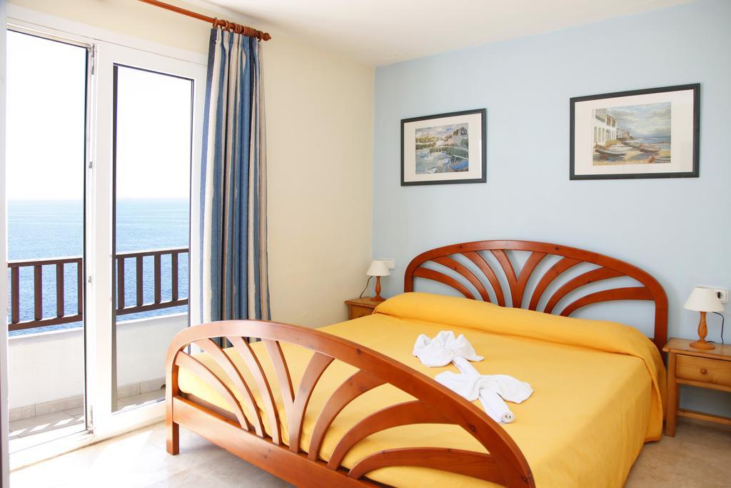 Alua Rocas Hotell